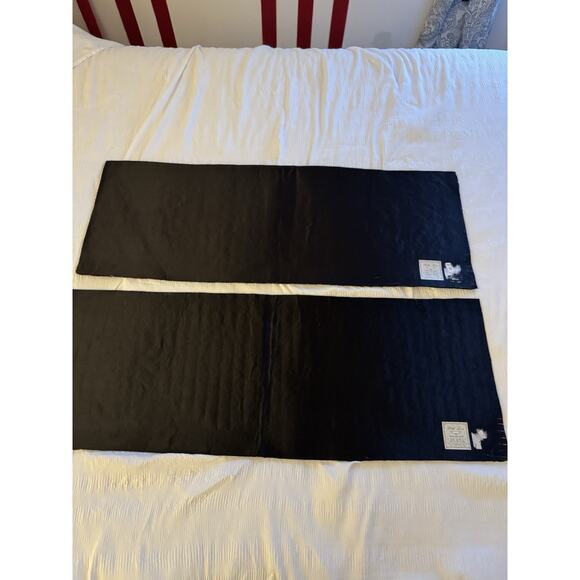 Lot of 2 Bella Lux Black Silver Beaded Table Runners Floral Holiday Collection - Picture 5 of 6